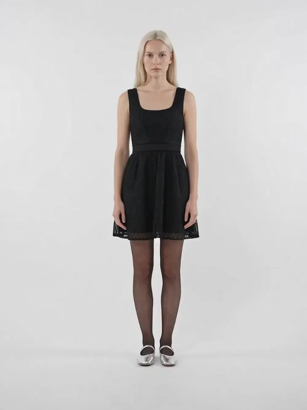 short black bodycon dress KissProm Strapless V Neck Sequins Homecoming Dresses, Black / 14 Grunge Aesthetic Outfits Frankie Foster - (incl. Color:Ice Blue homecoming Garment Preservation